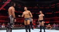 Miz in the middle.